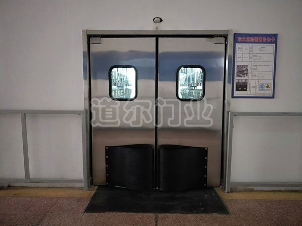 防撞自由門